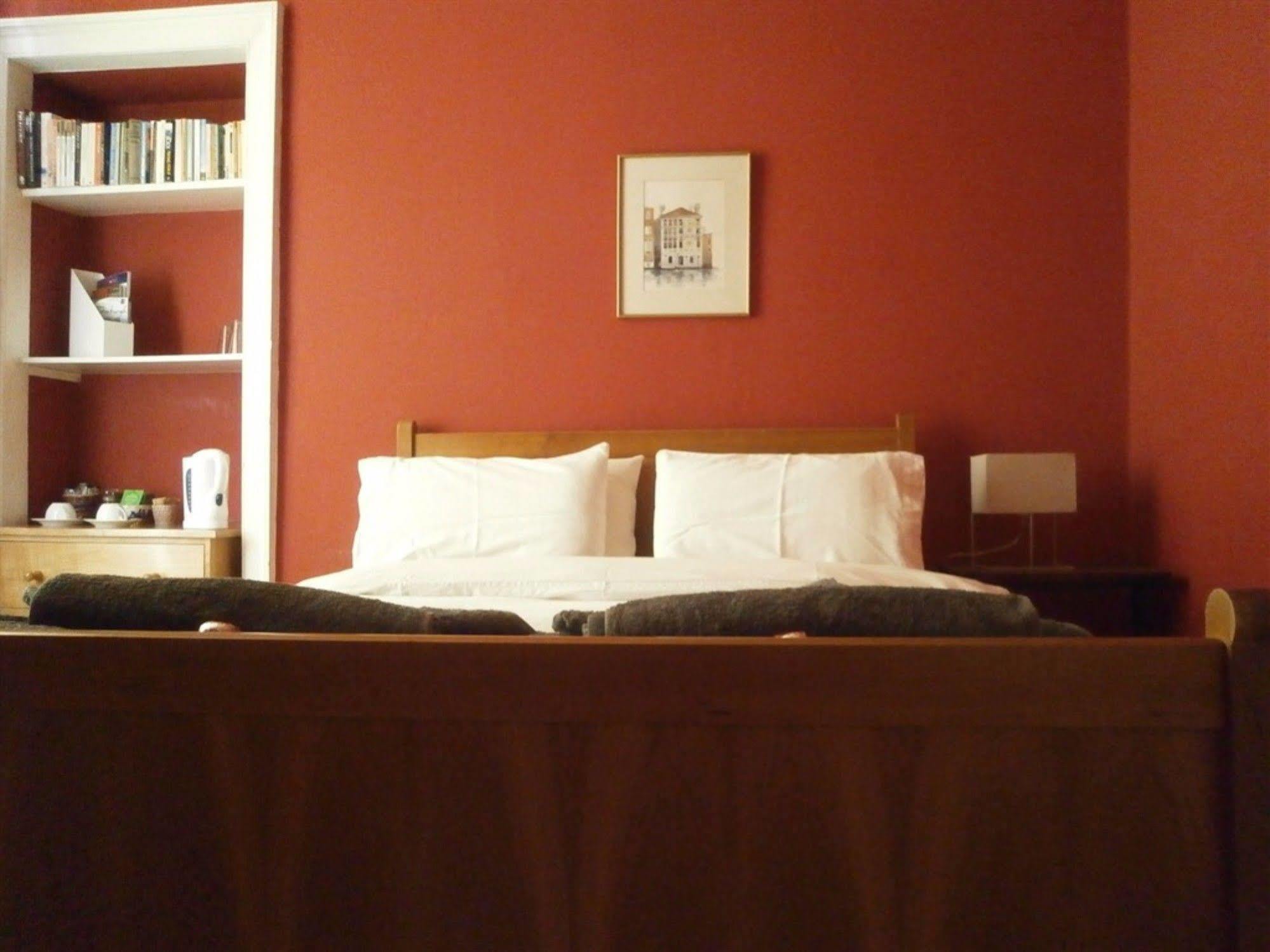 Winter Cherry Bed & Breakfast EDI Exterior foto